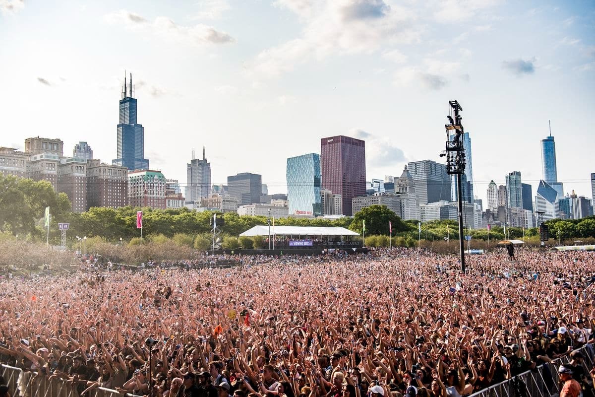 Lolla17_Aerial_By_Charles_Reagan